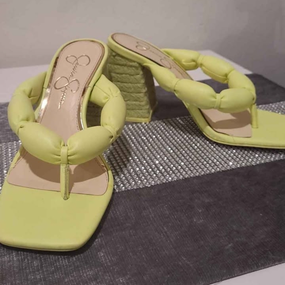 Jessica Simpson Green Heeled Sandals with Puffy Upper